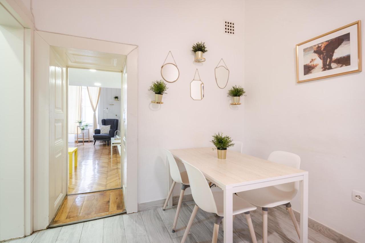 D20- Boutique Apartments, Best Location, By Bqa Budapest Bagian luar foto